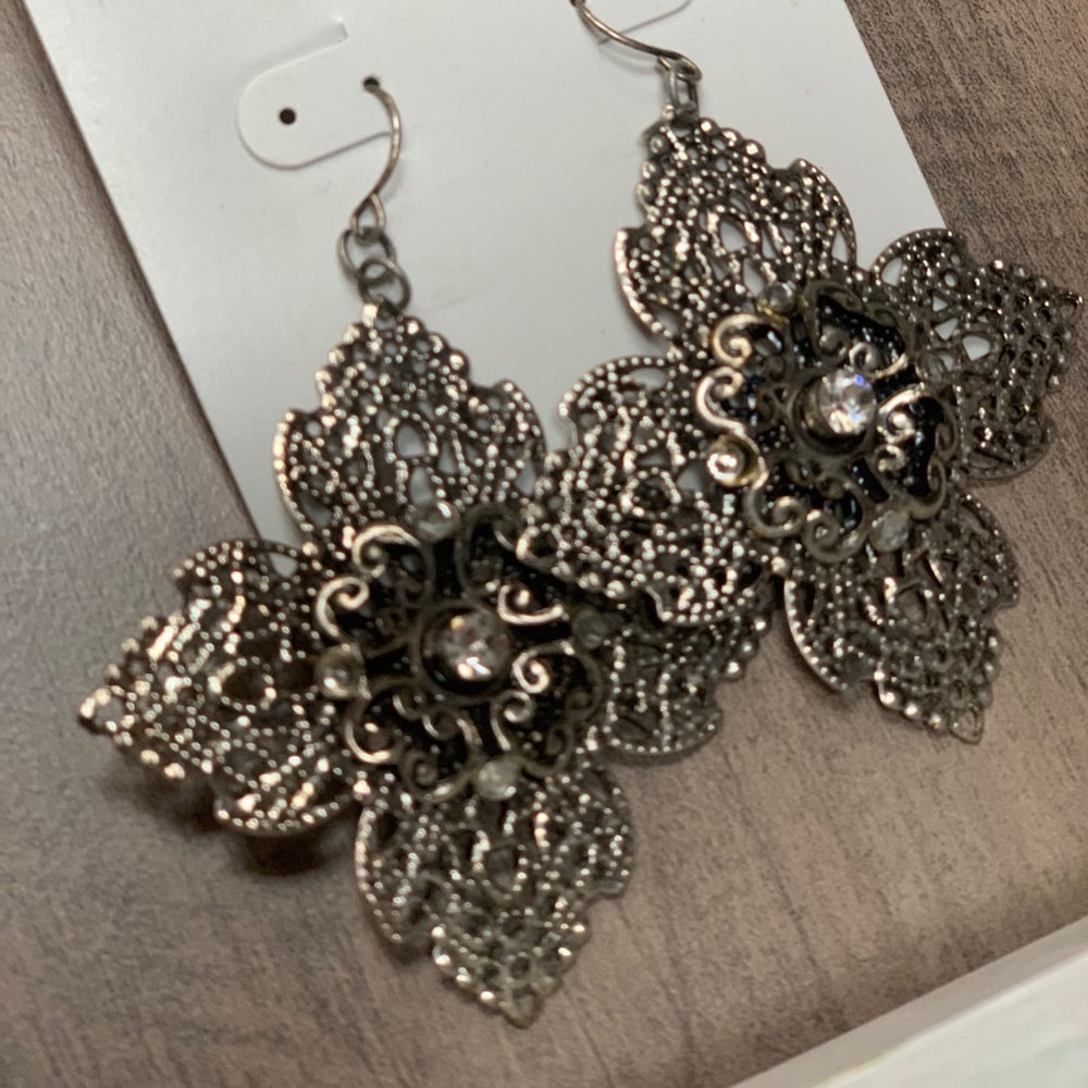 Drema Silver Earrings